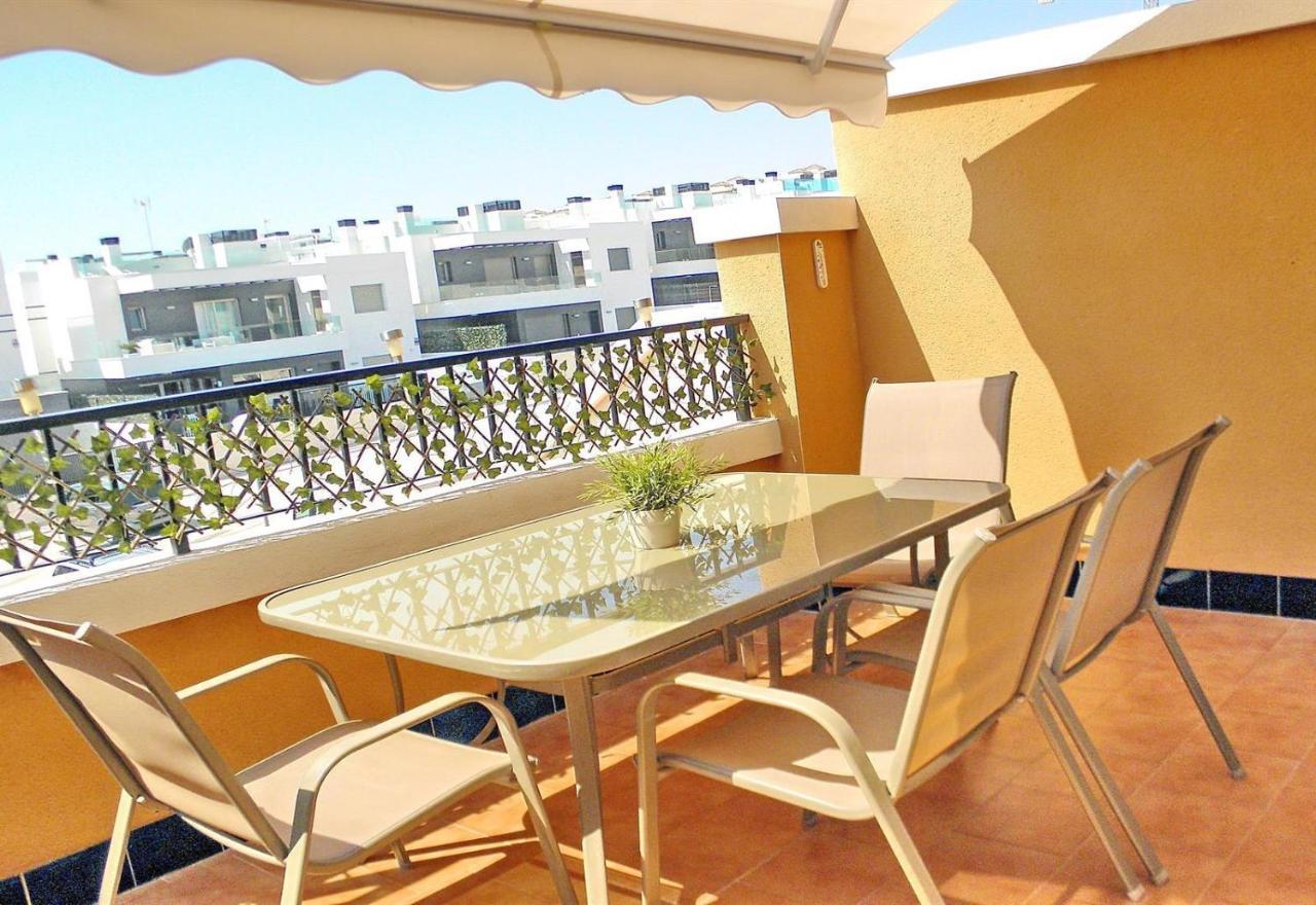 Apartment With Large Roof Solarium Dehesa de Campoamor  المظهر الخارجي الصورة