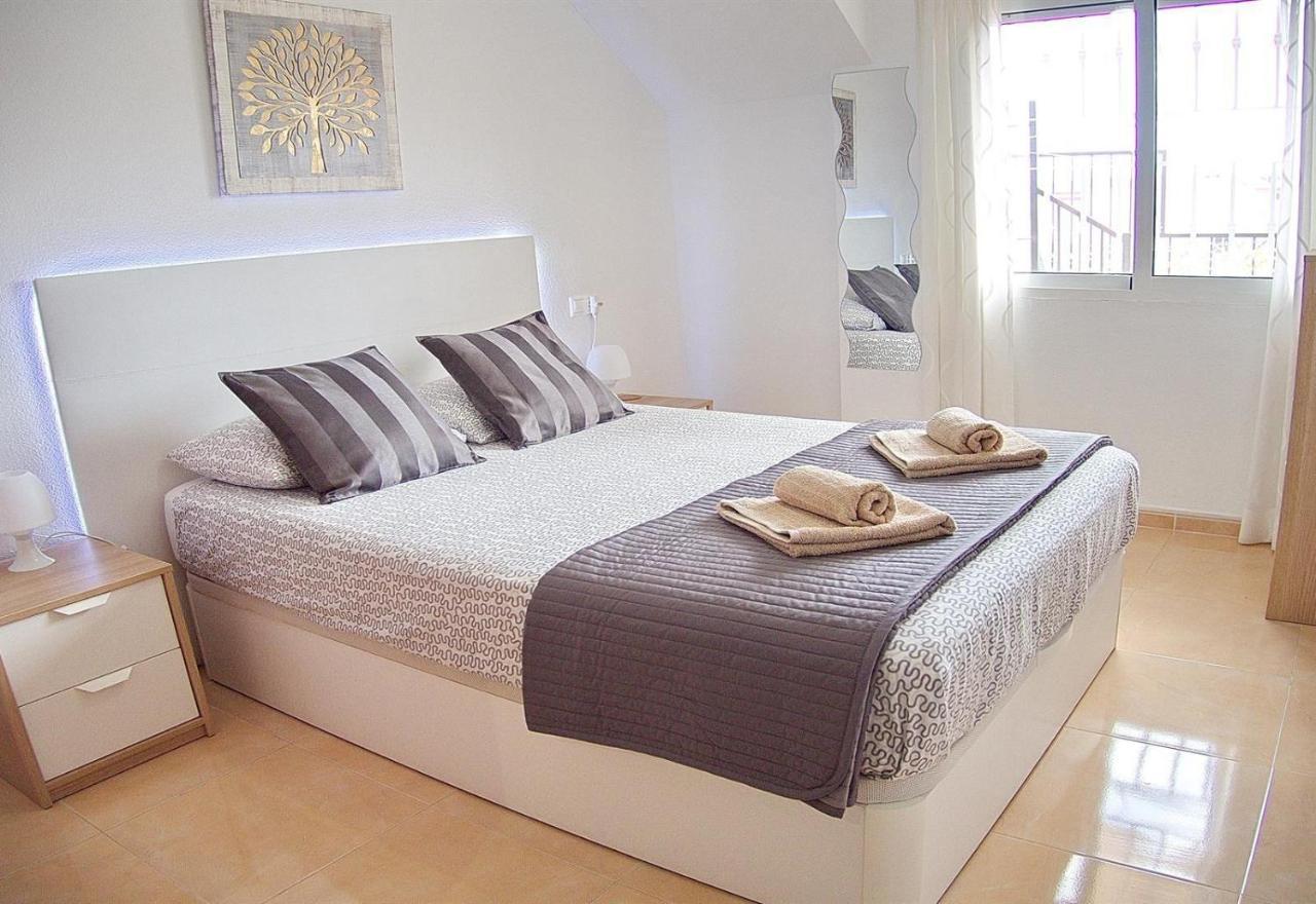 Apartment With Large Roof Solarium Dehesa de Campoamor  المظهر الخارجي الصورة